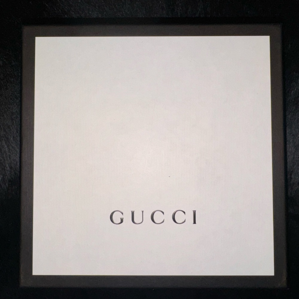 Gucci square gift box empty